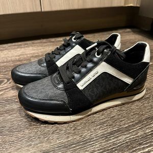 Michael Kors women’s Black leather sneakers  - size 7.5 excellent condition